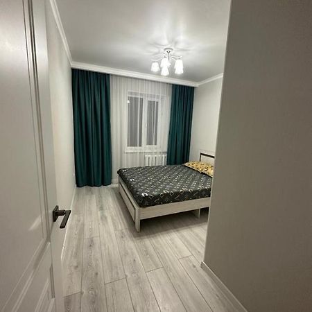Apartment In Street Toktogula 77 บิชเคก ภายนอก รูปภาพ