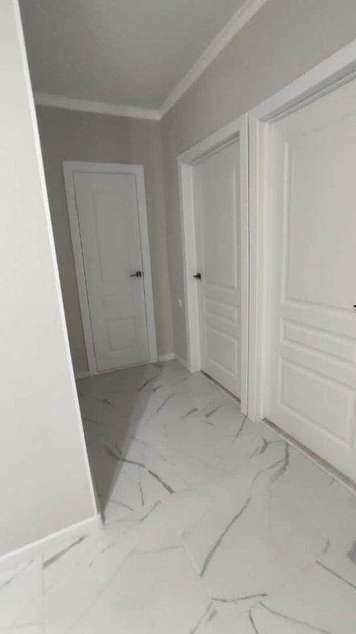 Apartment In Street Toktogula 77 บิชเคก ภายนอก รูปภาพ