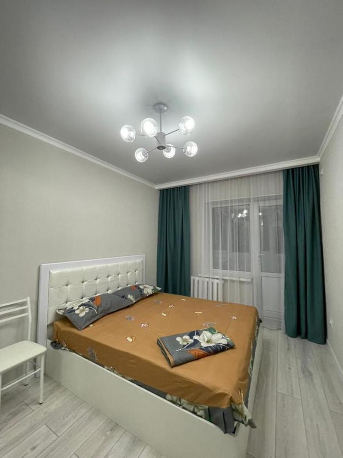 Apartment In Street Toktogula 77 บิชเคก ภายนอก รูปภาพ