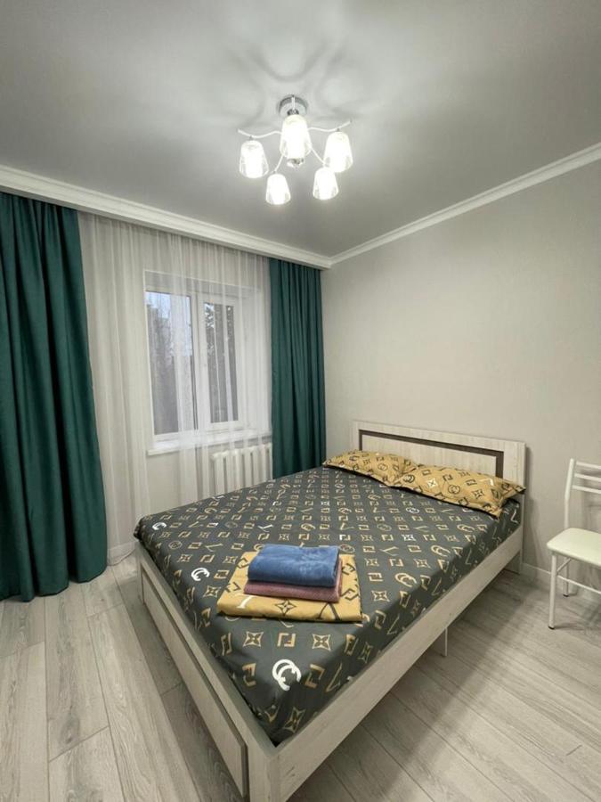 Apartment In Street Toktogula 77 บิชเคก ภายนอก รูปภาพ